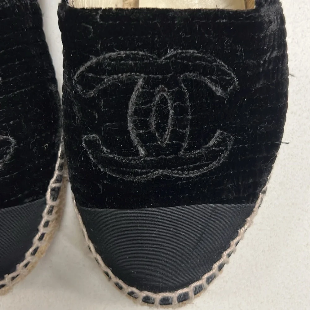 Chanel Interlocking CC Logo Velvet Espadrilles Black